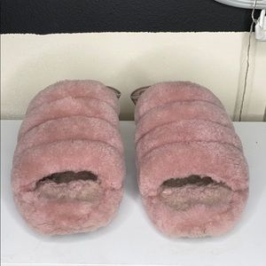 Ugg’s Fluff Yeah Slides